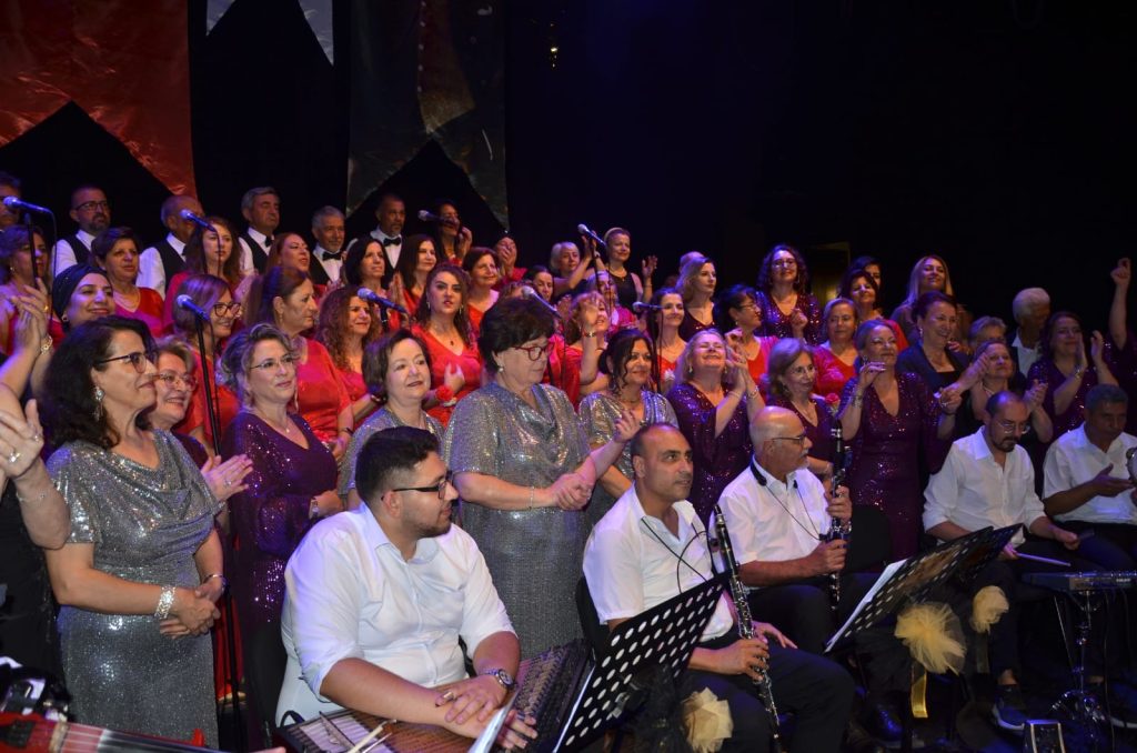 DAB Altın Kalpler Korosu, "2. Bursa Korolar Festivali”nde sahne aldı