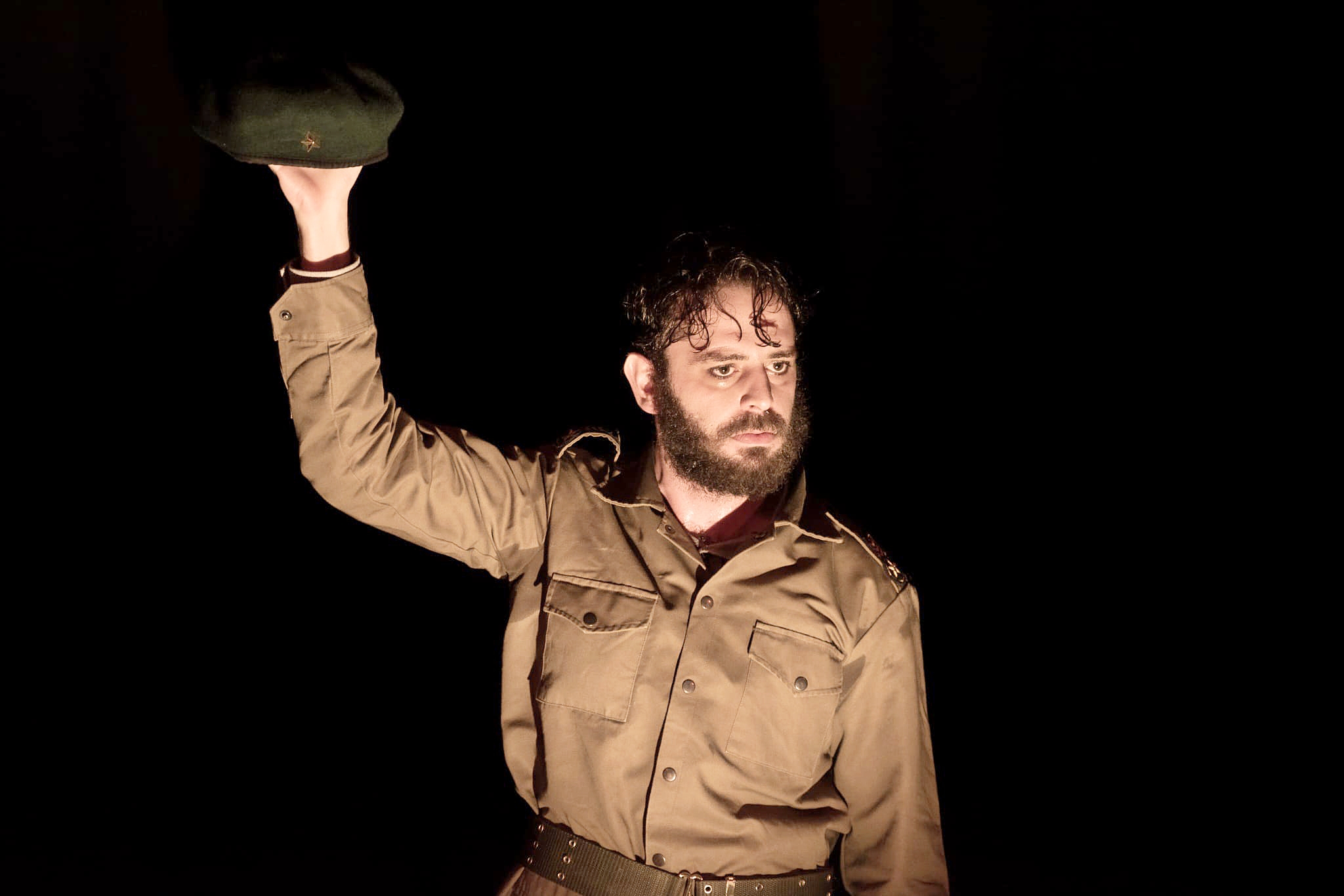 “Ben Fidel” isimli tiyatro oyunu Girne’de sahneleniyor