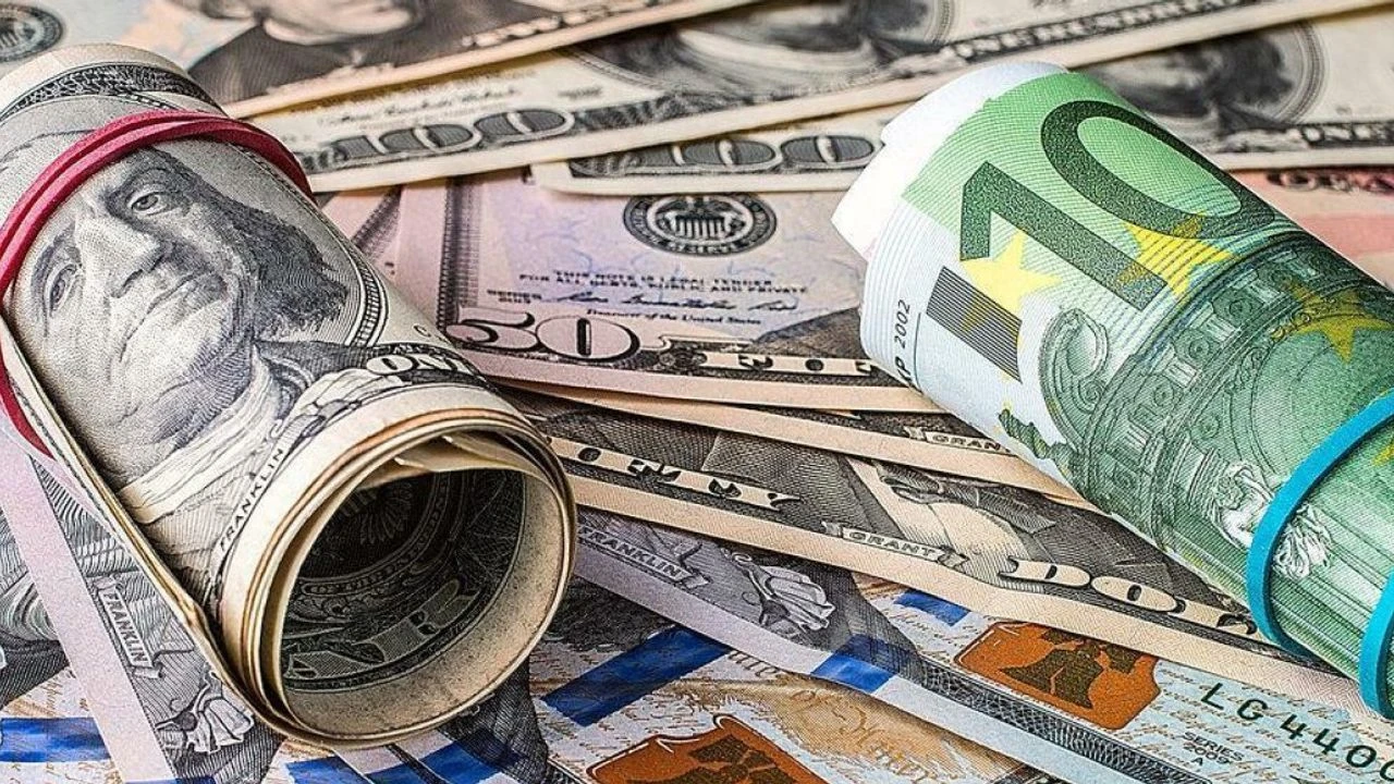 Döviz kurları…..Dolar 46,57, euro 53,65, sterlin 62 TL’den işlem görüyor
