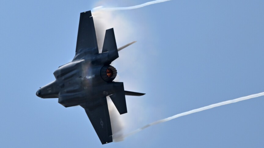 Dünyada 832’si ABD ordusunda, 1300’den fazla F-35 uçağının görev yaptığı bildirildi