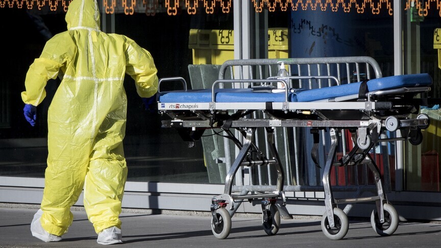 Fransa’da Ebola vakasıyla temas ettiği düşünülen 5 kişi karantinaya alındı