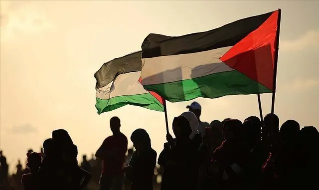 “Hamas’tan bir heyet ateşkes anlaşmasının uygulanmasını görüşmek üzere Kahire’de”