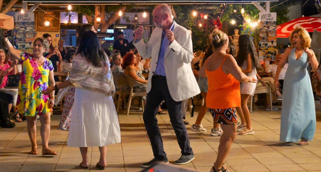 Lefkoşa Belediye Orkestrası sezonu “Latin Konseri” ile tamamladı