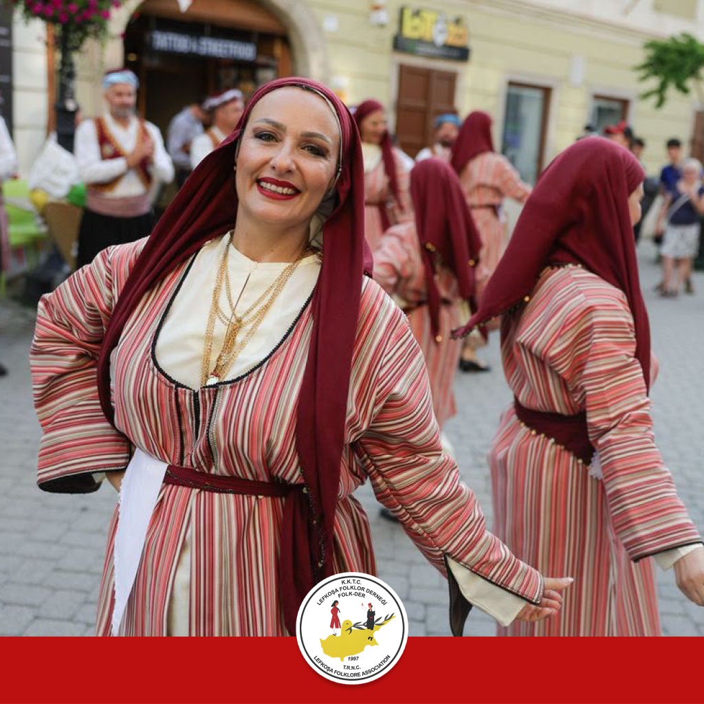 Folk-Der Macaristan'dan ödülle döndü