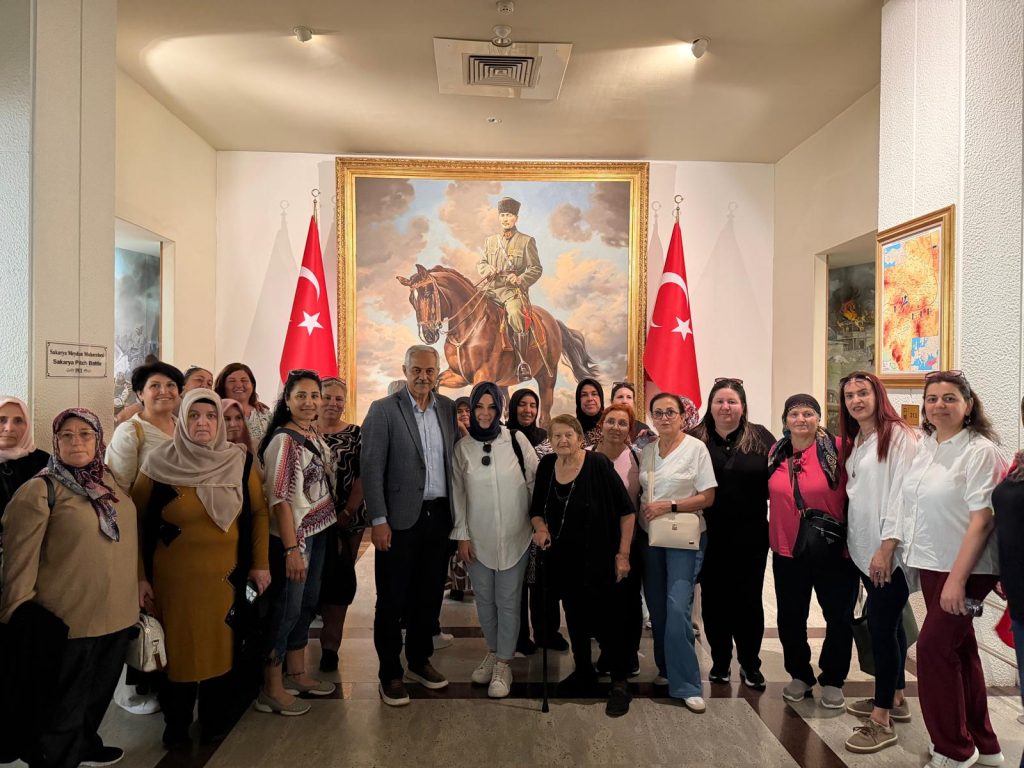 Tatlısu Belediyesi kadınlar için kültür gezisi düzenledi