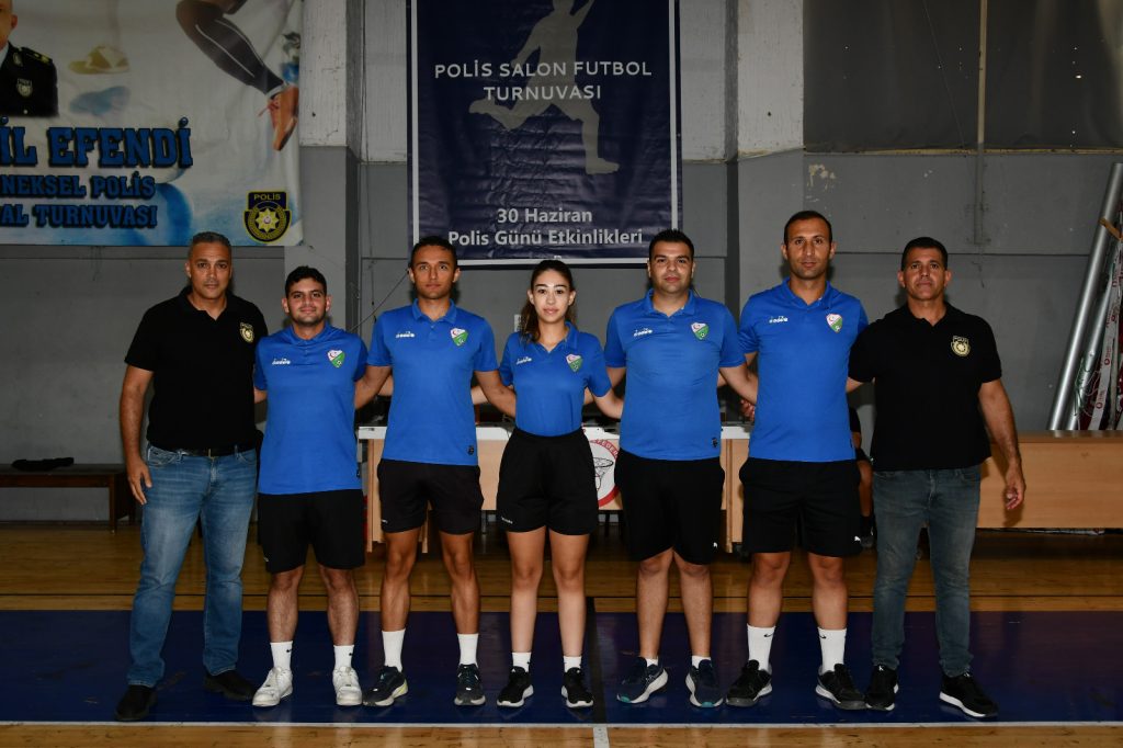 4’üncü Eybil Efendi Polis Salon Futbol Turnuvası’nın şampiyonu Girne Polis Müdürlüğü takımı oldu