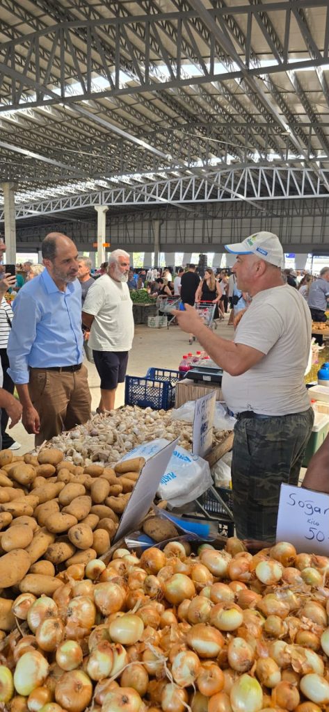 Halkın Partisi İskele pazarındaydı