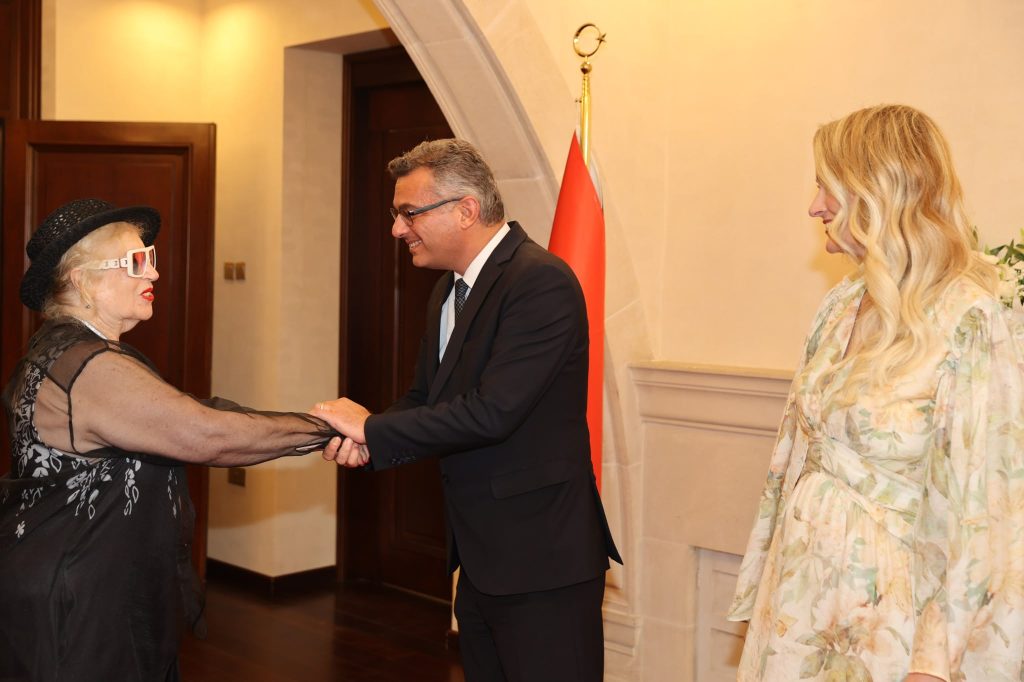 Eski Cumhurbaşkanlığı Sarayı’nda “Resmin Kamusal Hafızası” adlı sergi açıldı