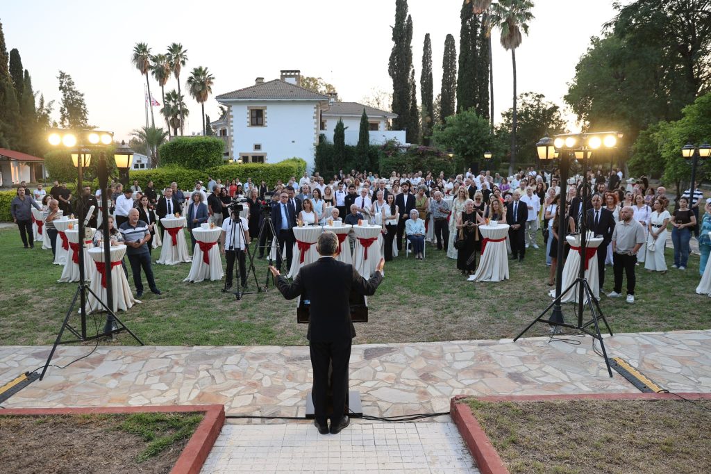 Eski Cumhurbaşkanlığı Sarayı’nda “Resmin Kamusal Hafızası” adlı sergi açıldı