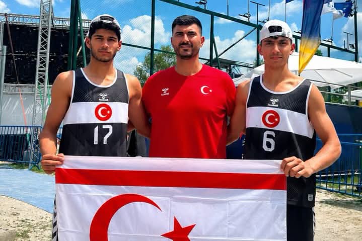 Hala Sultan İlahiyat Koleji öğrencisi, U-17 Avrupa Hentbol Şampiyonası gol krallığında Avrupa ikincisi