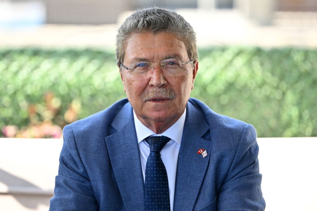 Başbakan Üstel ve Ulaştırma Bakanı Arıklı, Girne-Çatalköy yolunda incelemelerde bulundu