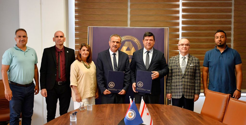 Gazimağusa Belediyesi ile DAÜ iş birliği ortak organizasyonlar düzenlemeye yönelik protokol imzaladı