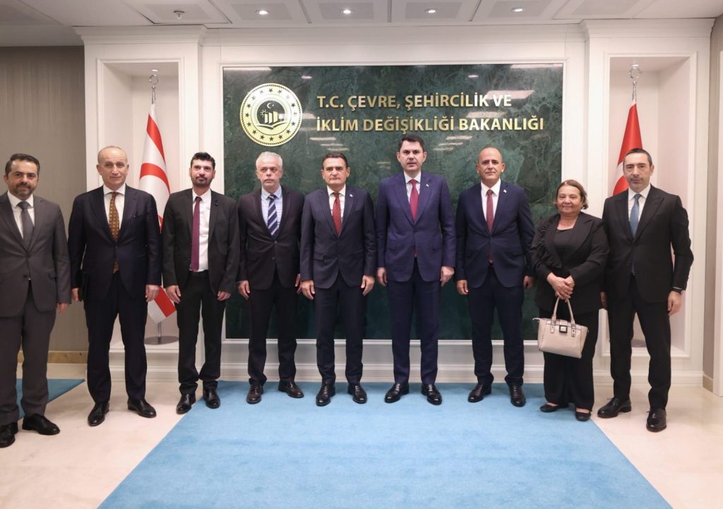 Oğuz, Çevre ve Şehircilik Bakanı Kurum’la görüştü