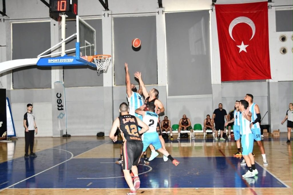 Geleneksel Polis Basketbol Turnuvası’nın 7. şampiyonu Lefkoşa Polis Müdürlüğü…