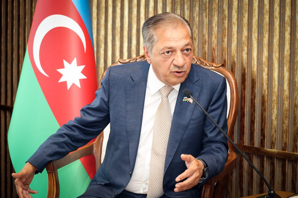 Meclis Başkanı Öztürkler, Azerbaycan heyetini kabul etti
