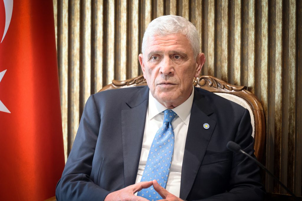 Meclis Başkanı Öztürkler, İYİ Parti Genel Başkanı Dervişoğlu’nu kabul etti