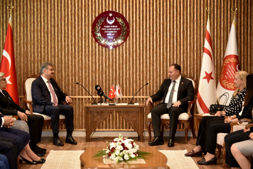 Meclis Başkanı Öztürkler, TC- KKTC Parlamentolar Arası Dostluk Grubu Başkanı Erdem’i kabul etti