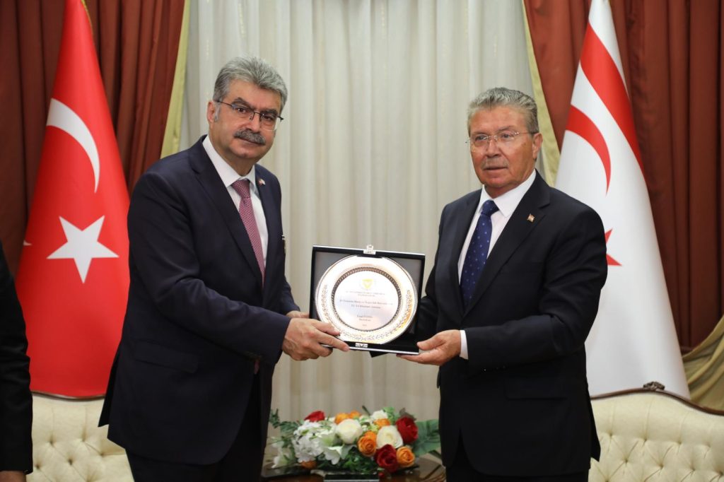 Başbakan Üstel, Türkiye-KKTC Parlamentolar Arası Dostluk Grubu’nu kabul etti