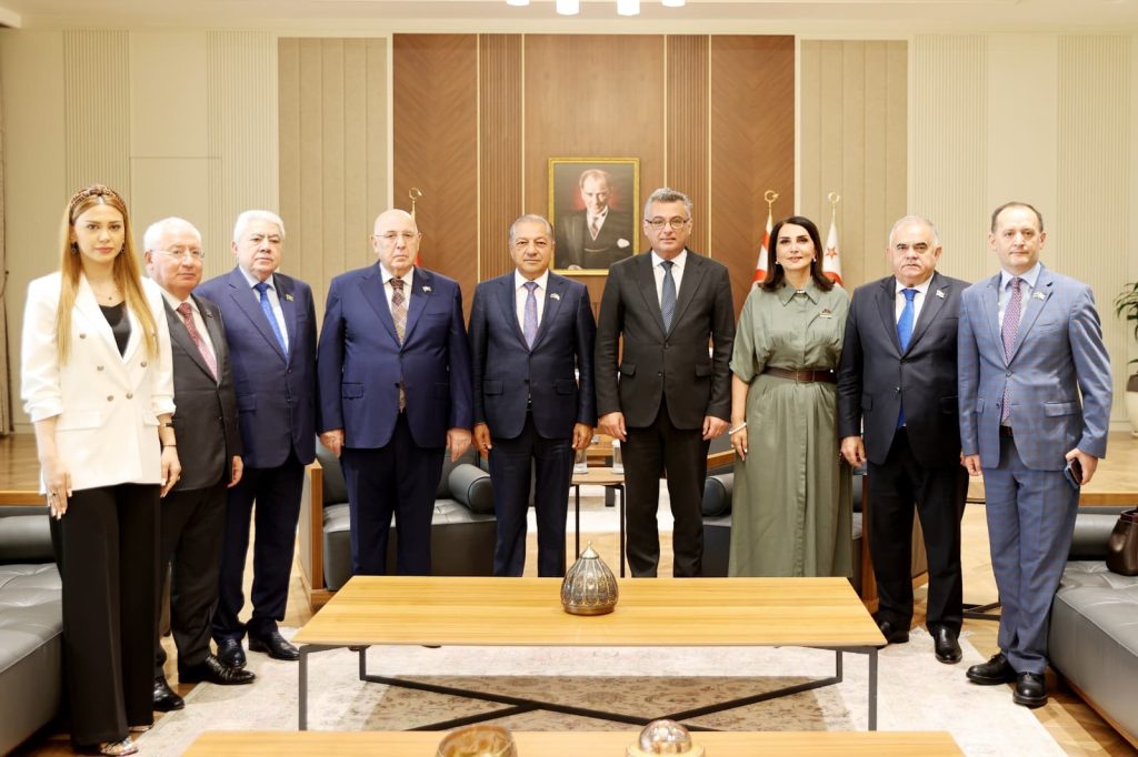 Cumhurbaşkanı Erhürman, Azerbaycan Dostluk Grubu heyetlerini kabul etti