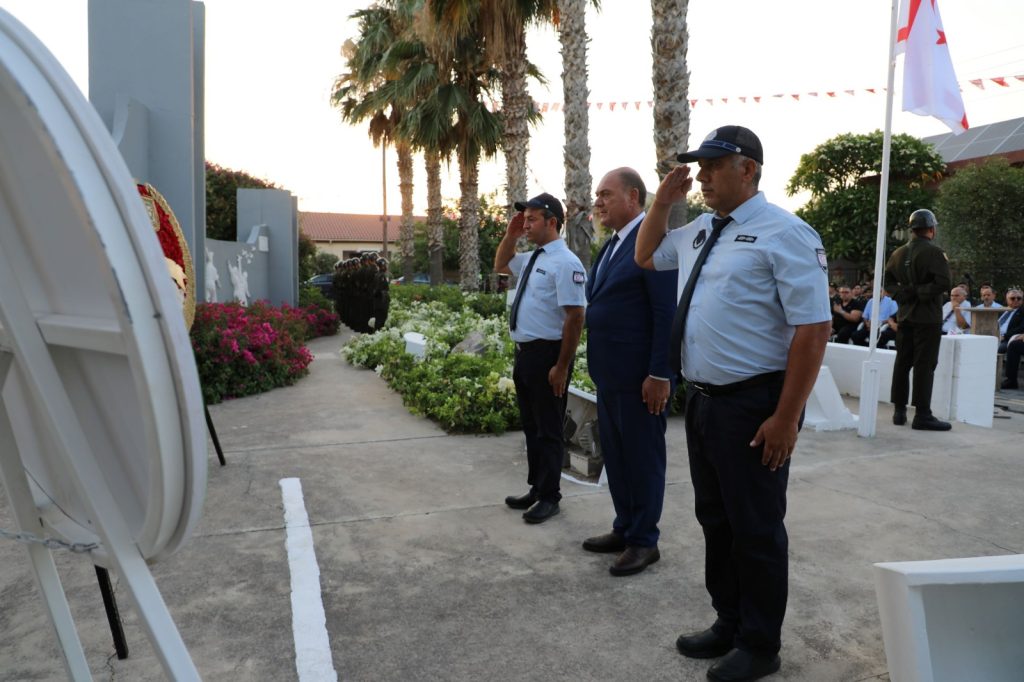 Alaminyo şehitleri anıldı… Öztürkler: “Kıbrıs Türk halkı bu toprakların ev sahibidir”