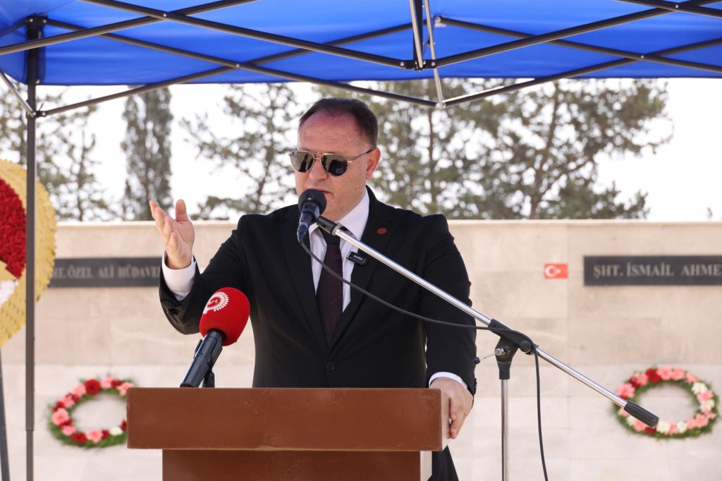 Öztürkler: “Türkiye Cumhuriyeti’nin garantörlüğü, Türk askerinin varlığı tartışma konusu olamaz”
