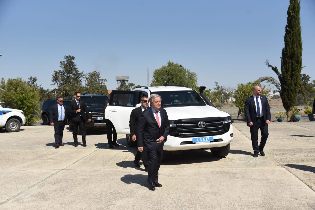 BM Genel Sekreteri Guterres, ara bölgedeki Kayıp Şahıslar Komitesi Antropoloji Laboratuvarı’nı ziyaret etti