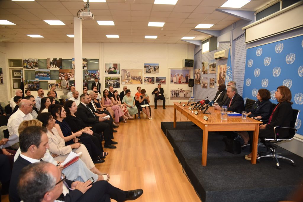 Guterres, sivil toplum örgütlerinin temsilcileriyle bir araya geldi