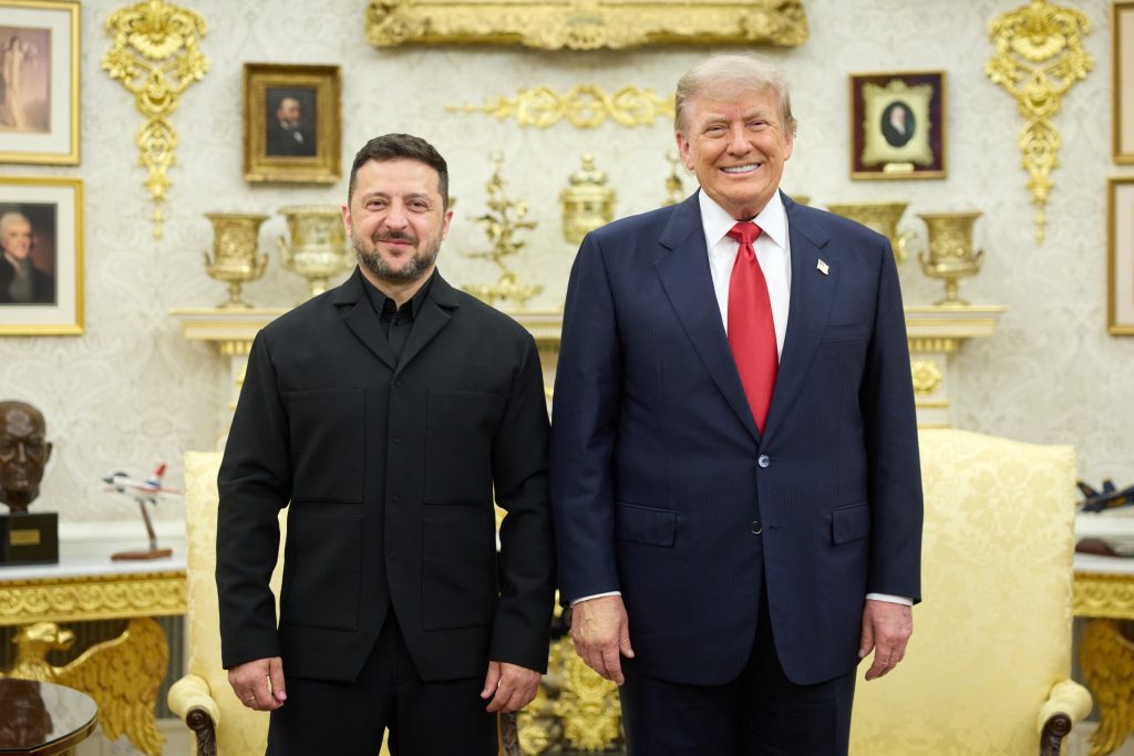 Trump, Zelenskiy ile Beyaz Saray’da görüştü