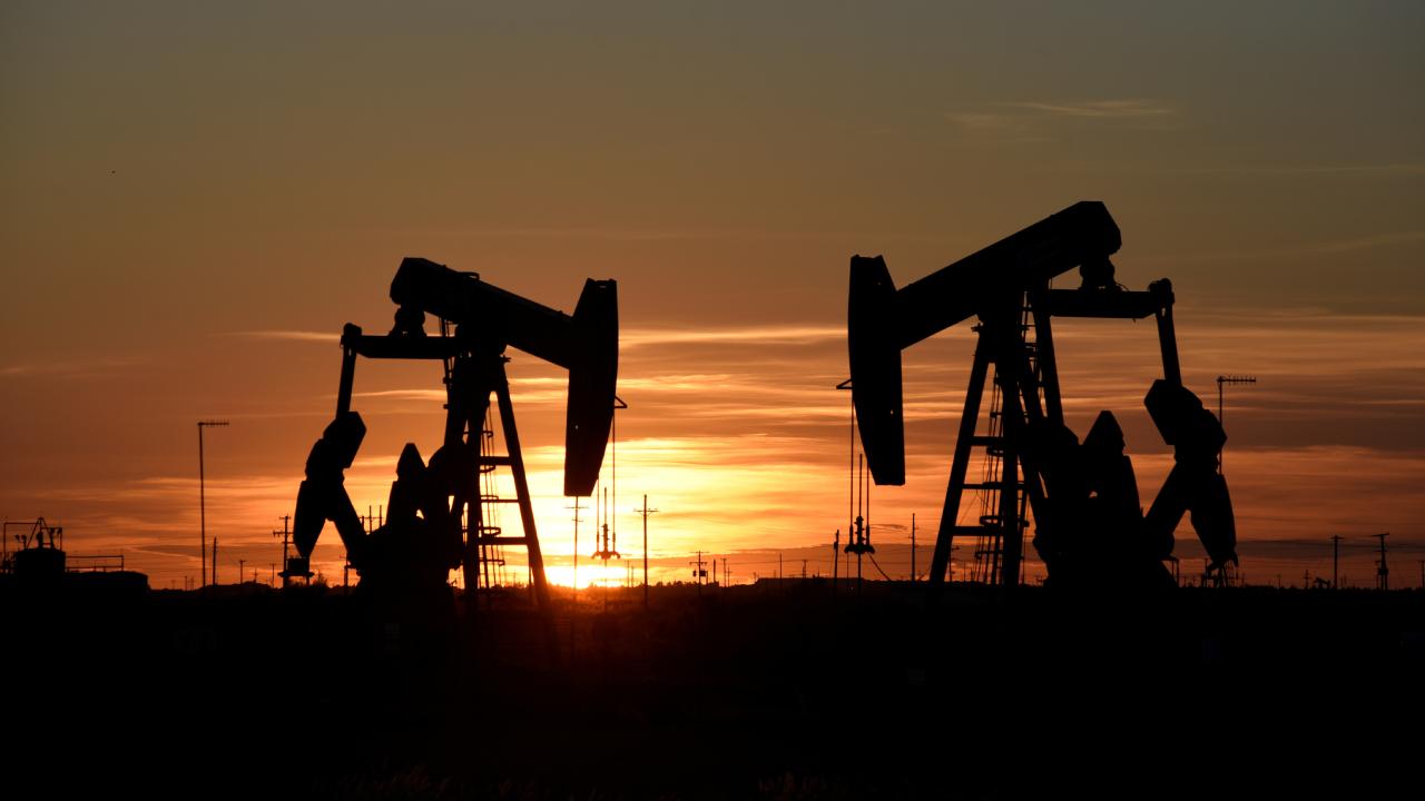 Brent petrolün varil fiyatı 76,68 dolar