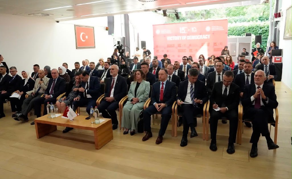 Brüksel’de 15 Temmuz programı.. Büyükelçi Tantekin: “Türk milleti o gece devletin ve demokrasinin yanında durdu”