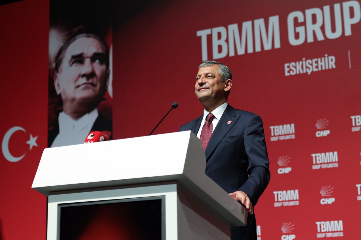 Özel, AP’nin kararını eleştirdi