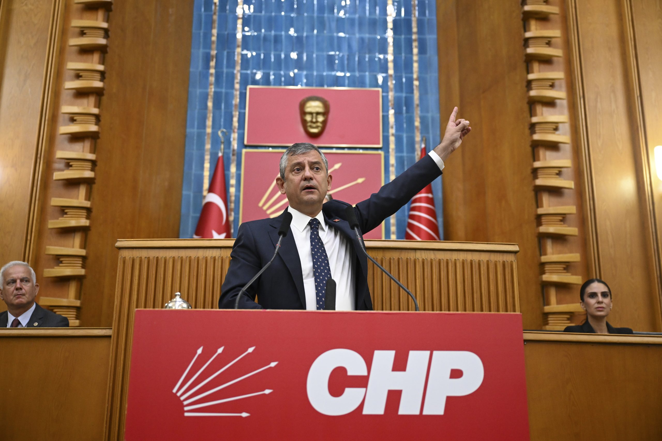 Özgür Özel CHP grup başkanı olarak TBMM’de son kez konuştu: “Yeni partimizi kuruyoruz”