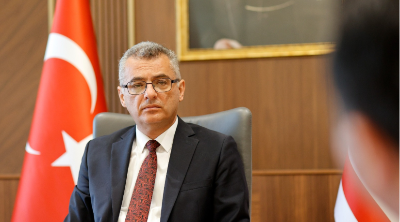 Sağlık Bakanı Dinçyürek: Cumhurbaşkanı Erhürman’ın anjiyosu temiz, durumu iyi ancak tetkikler devam edecek
